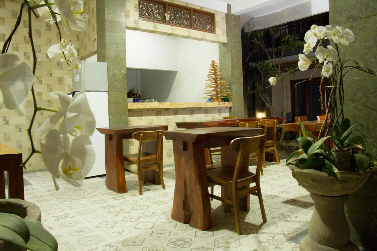 D Sarian Seminyak (Bali)