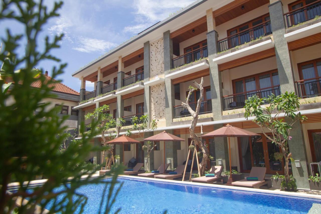 Hotel D Sarian 3*